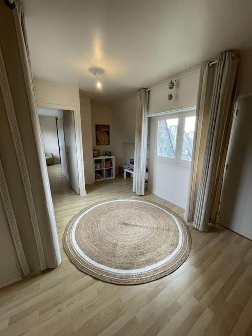 Laroche Grand Duplex Dans Le Centre Historique Avec Garage *